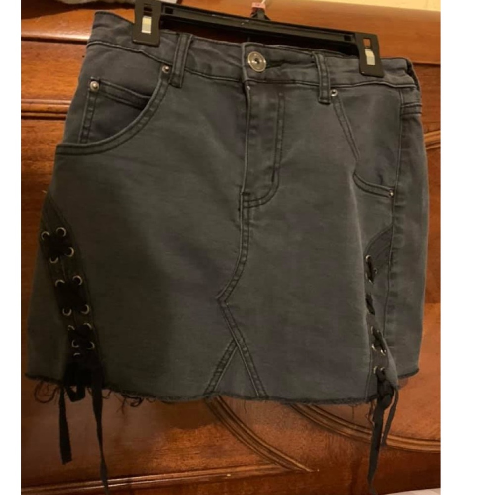 Rue 21 skirt
